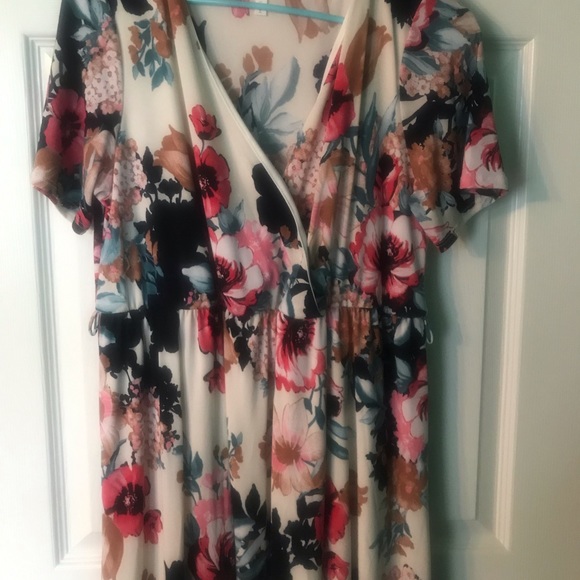 Pinkblush Dresses & Skirts - Floral high low dress